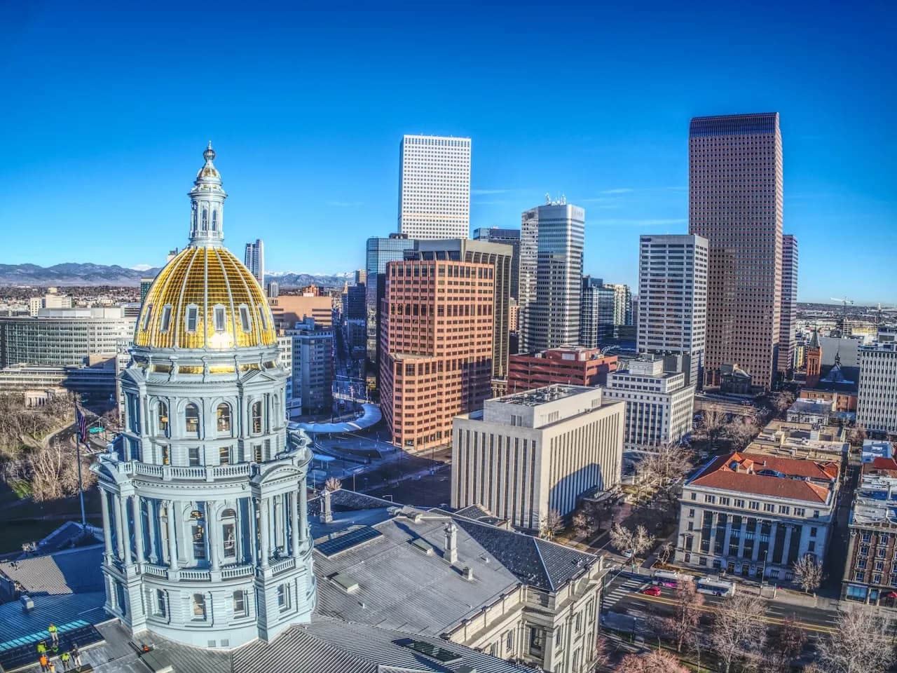 Don't Die meetup Denver | Hiking + Coffee in Lakewood